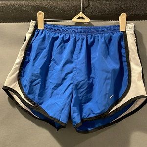 Nike dry tempo shorts